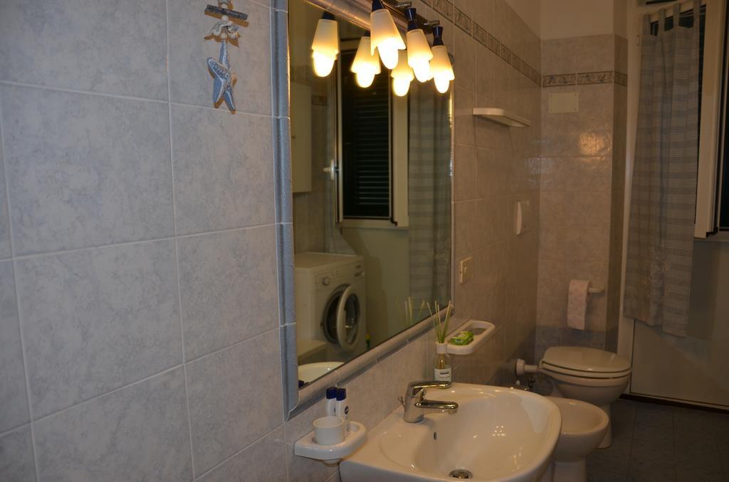 Casa Lia Marina Di Carrara Exterior foto