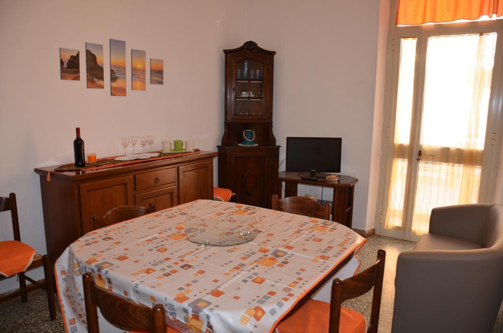 Casa Lia Marina Di Carrara Exterior foto
