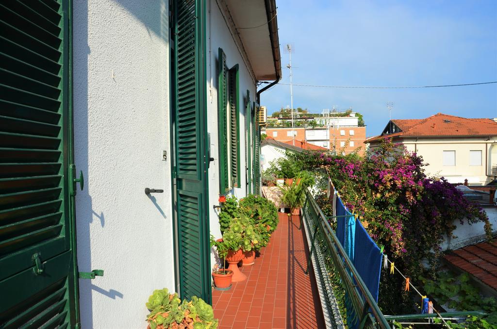 Casa Lia Marina Di Carrara Exterior foto